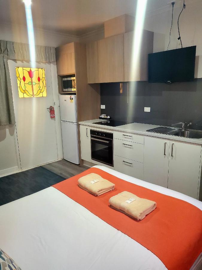 Sturt Motel Broken Hill Zewnętrze zdjęcie